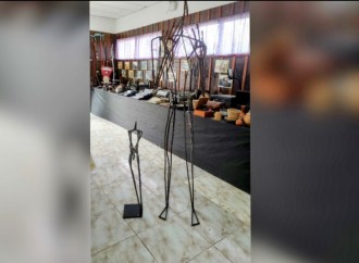 Porto Belo recebe esculturas que retratam impressões da cultura quilombola